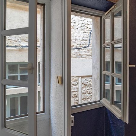 Coeur Ecusson - Entre Les Arenes Et La Maison Carree Nîmes Exterior foto